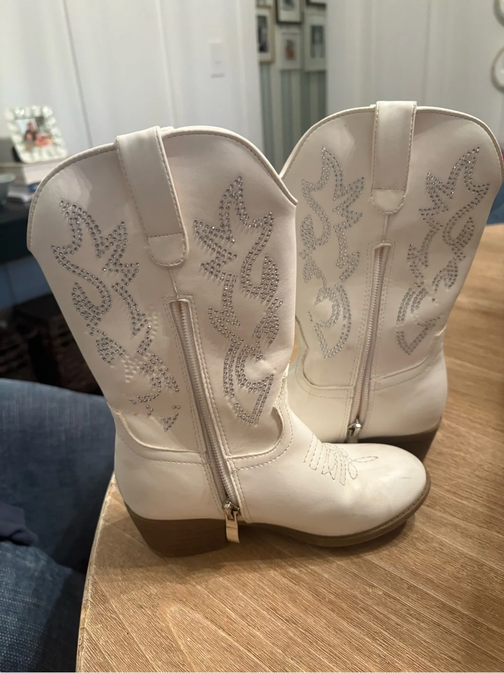 White Western Rhinestone Embellished Little Girl Size 13 Boots